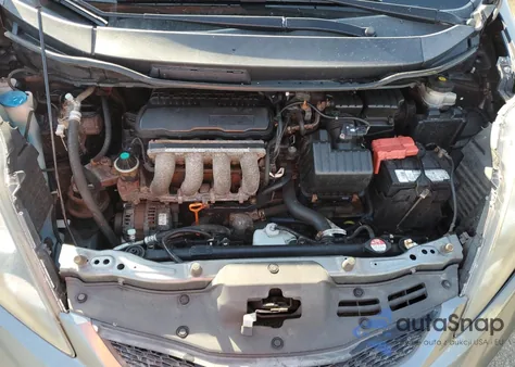 2013 Honda Fit z USA, uszkodzony, nr VIN JHMGE8H35DC077902